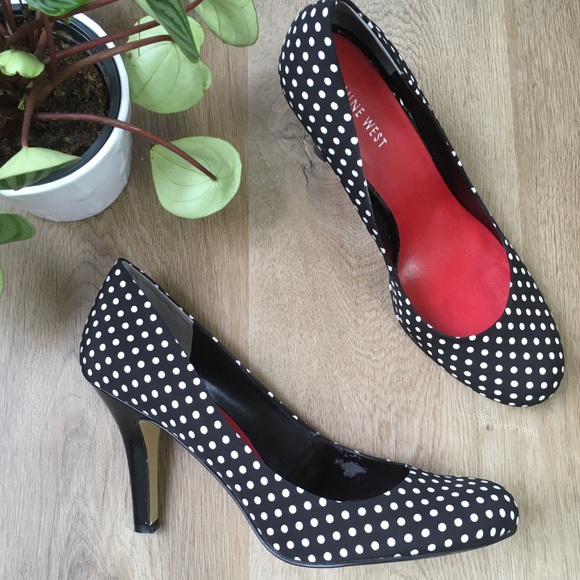 Nine West Shoes - Nine West Polkadot Pumps size 10